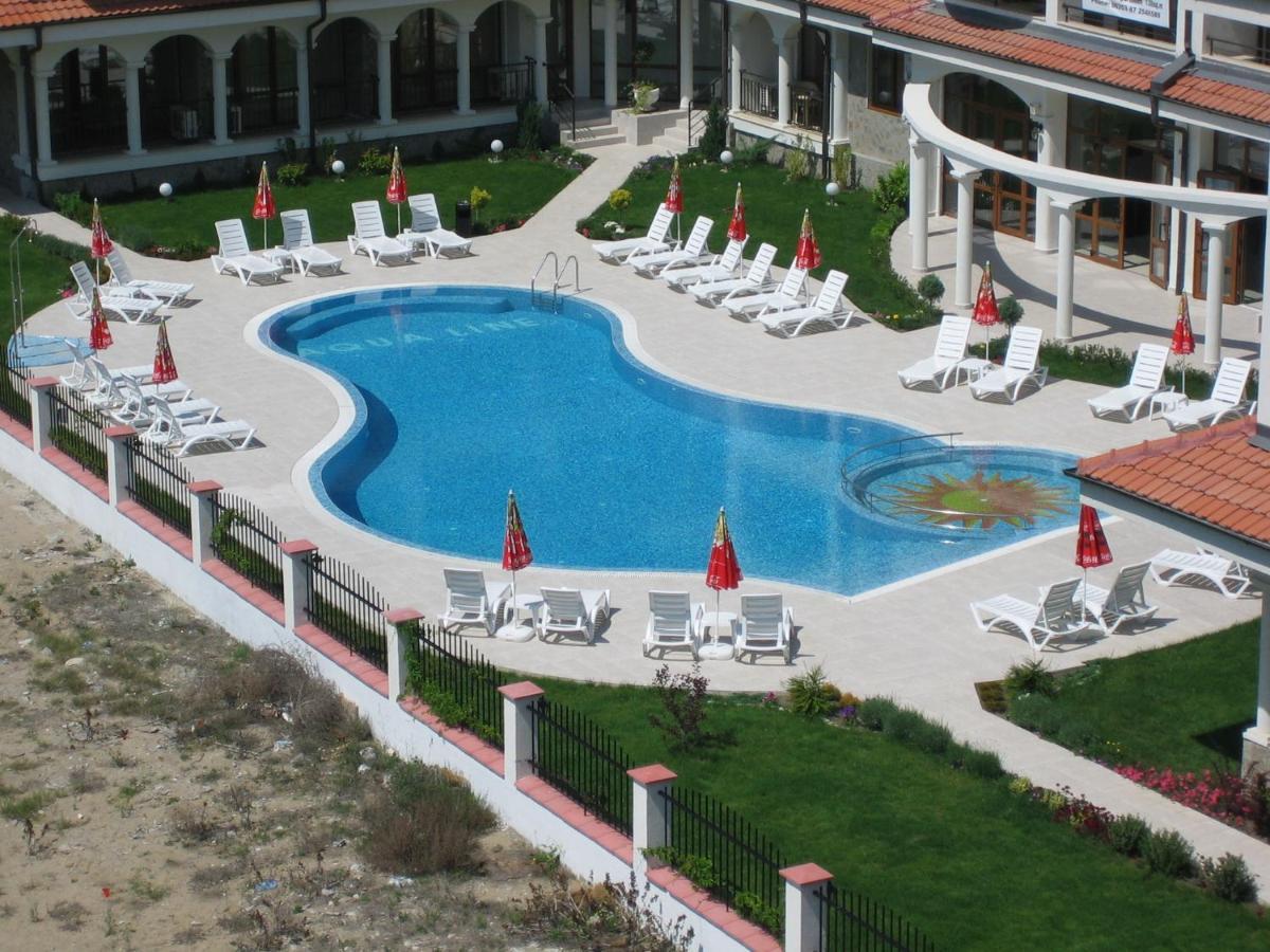 Chateau Del Mar Holiday Apartments Слънчев бряг Екстериор снимка