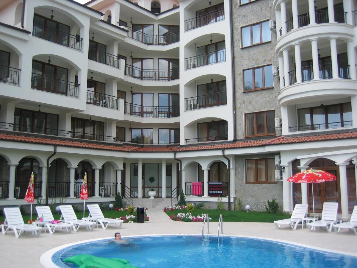 Chateau Del Mar Holiday Apartments Слънчев бряг Екстериор снимка